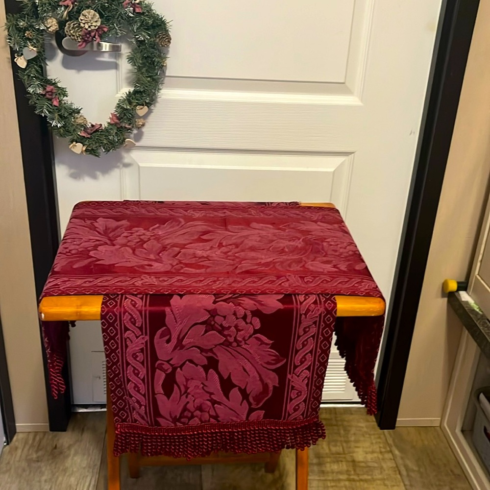 Table Runner (set of 2), Maroon with fringe